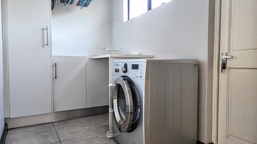 4 Bedroom Property for Sale in Kanonkop Western Cape